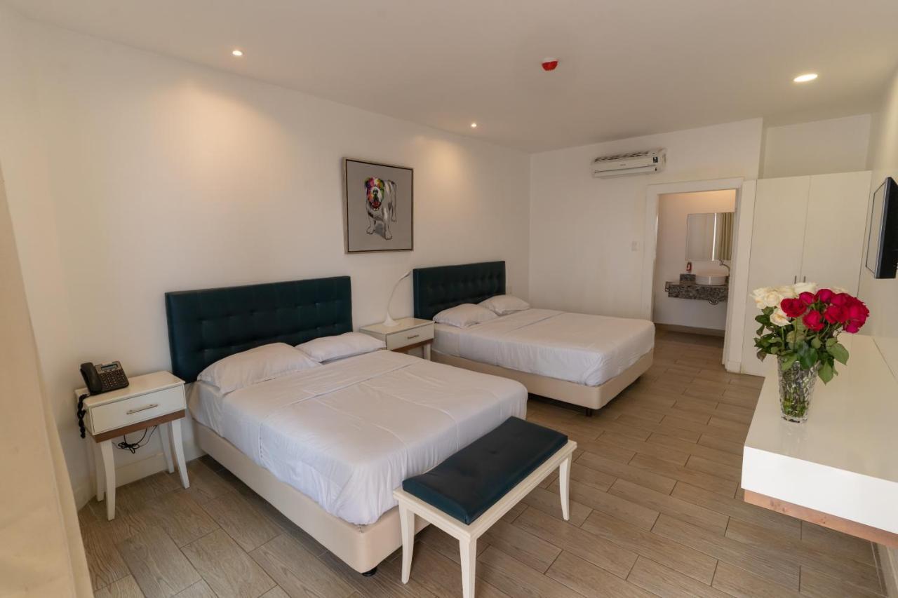 Hotel Kinova Салинас Екстериор снимка